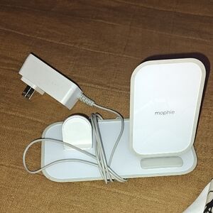 Mophie 3 In 1 Charger